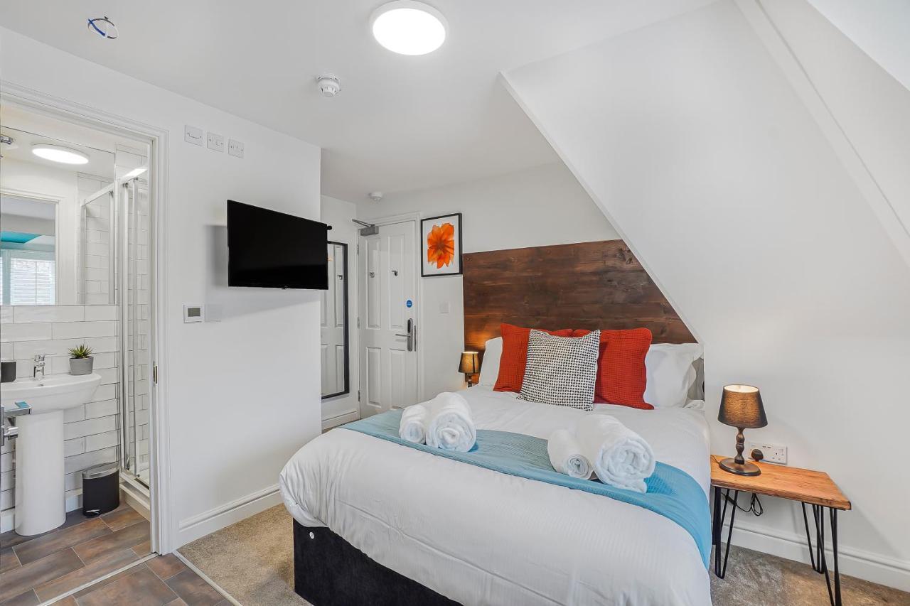 Stylish Eco Aparthotel In Фолкстон Номер фото