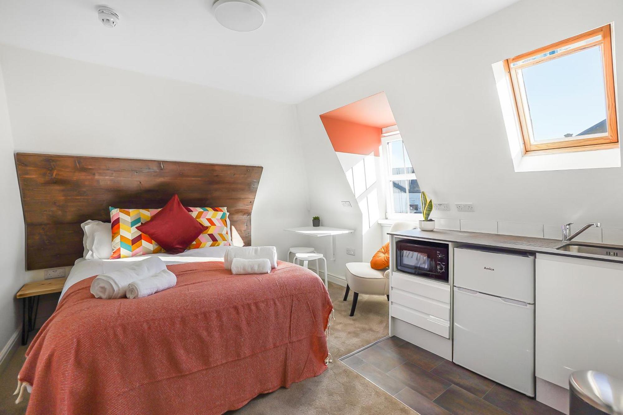 Stylish Eco Aparthotel In Фолкстон Номер фото